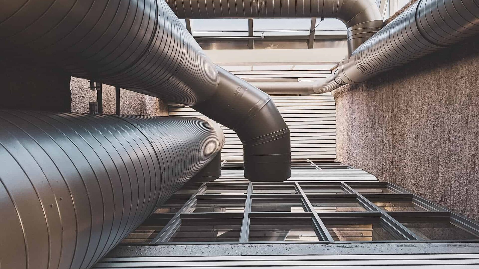Eficiența energetică a ventilației industriale: convertizor și automatizare